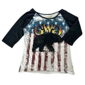 Girls with Guns size large tshirt